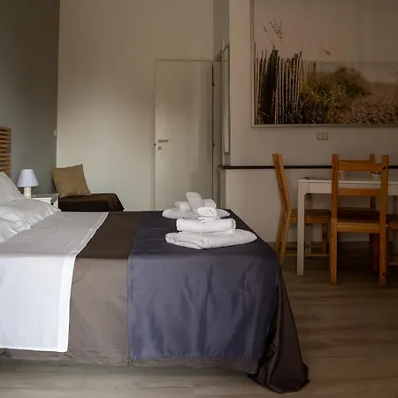 Couette-café Med - Finestra Sul Mare 3*